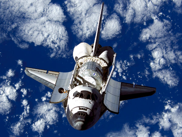 1. स्‍पेश शटल