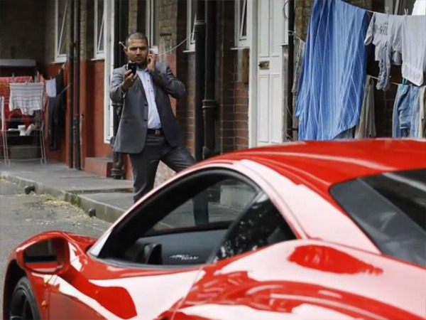 स्‍कूल में पहुचें सुपरकार से, मच गया धमाल 