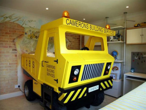 अजीबो-गरीब है कारों से सजी बच्‍चों की दुनिया