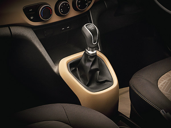 Hyundai Grand i10 Lunched In India Price 4.29 Lakhs