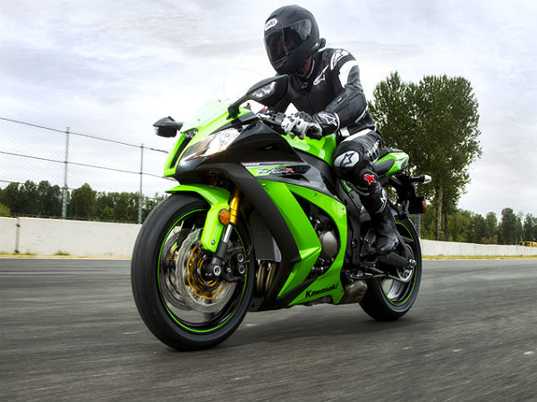 Kawasaki Ninja ZX-10R, ZX-14R launched