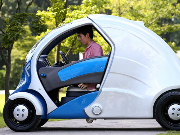New Electric Car Armadillo-T Can Fold Itself In Half