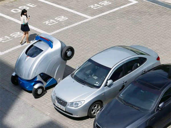 New Electric Car Armadillo-T Can Fold Itself In Half