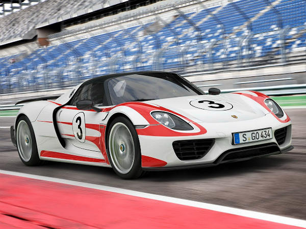 Here Is A Supercar With A 30 km/l Mileage! 