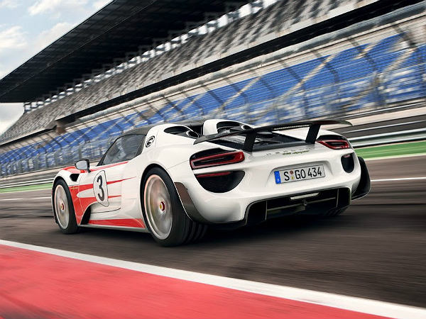 Here Is A Supercar With A 30 km/l Mileage! 