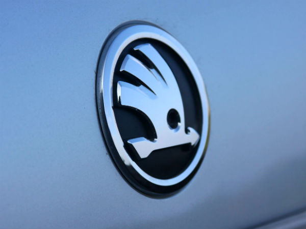 2013 Skoda Octavia Launched In India; Price, Features & Specification 