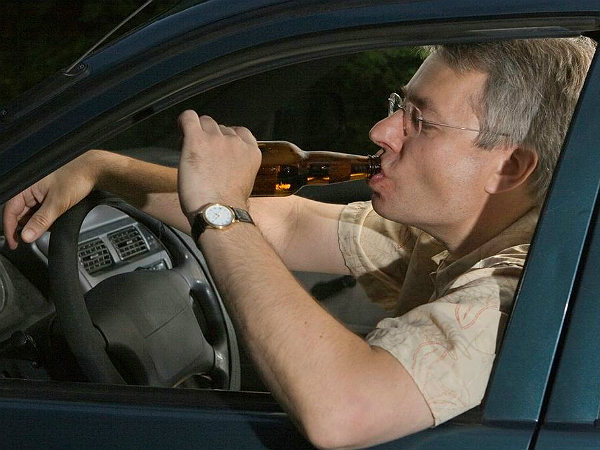 मधपान से रहें दूर