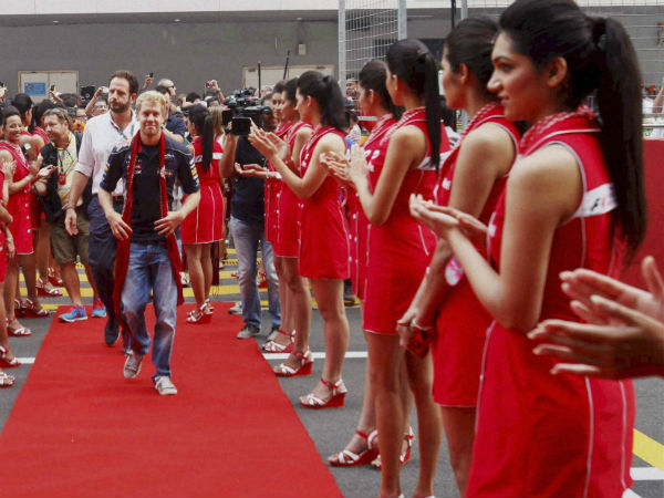  2013 F1 Indian GP Highlights; Fans Feel F1 Will Return In 2015