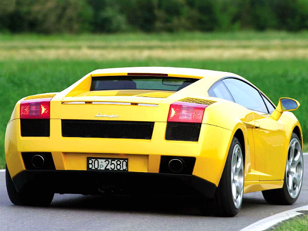 लेम्‍बोर्गिनी गैलार्डो (Lamborghini Gallardo)
