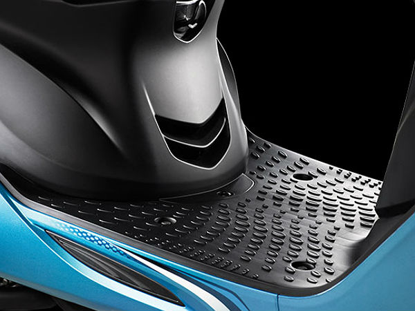 टीवीएस स्कूटी जेस्ट 110: फ्लोर बोर्ड