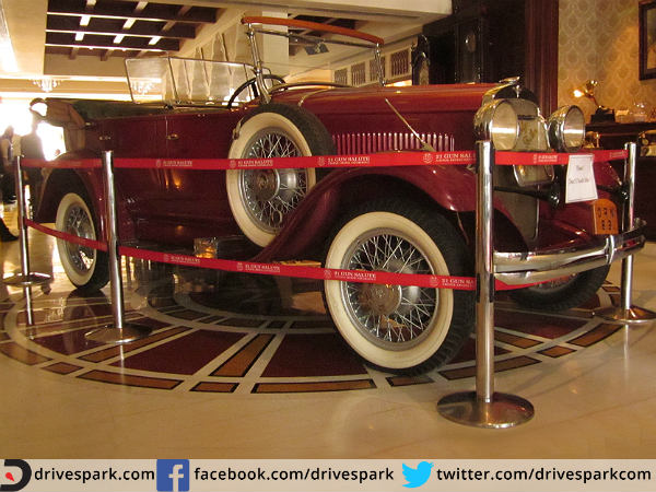 21 गन सैल्यूट विंटेज कार रैली: क्लासिक कारों का उत्सव