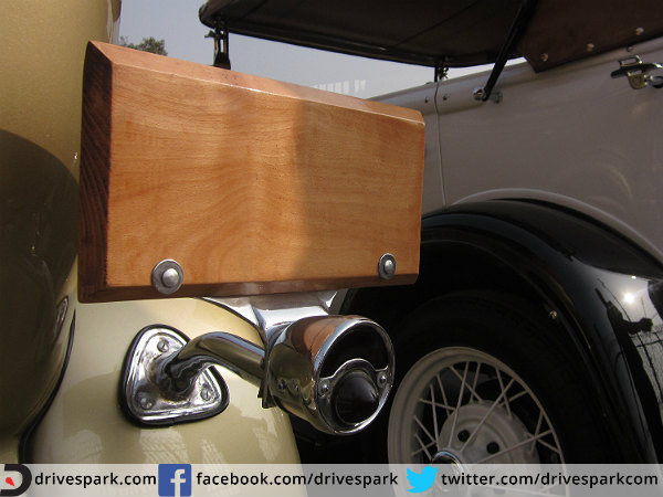 21 गन सैल्यूट विंटेज कार रैली: क्लासिक कारों का उत्सव