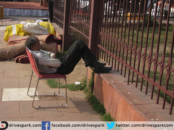 21 गन सैल्यूट विंटेज कार रैली: क्लासिक कारों का उत्सव