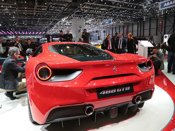 तकनीकी विशेषताएं: