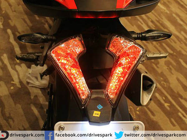 क्रिस्टल एलईडी टेल लैम्प्स: