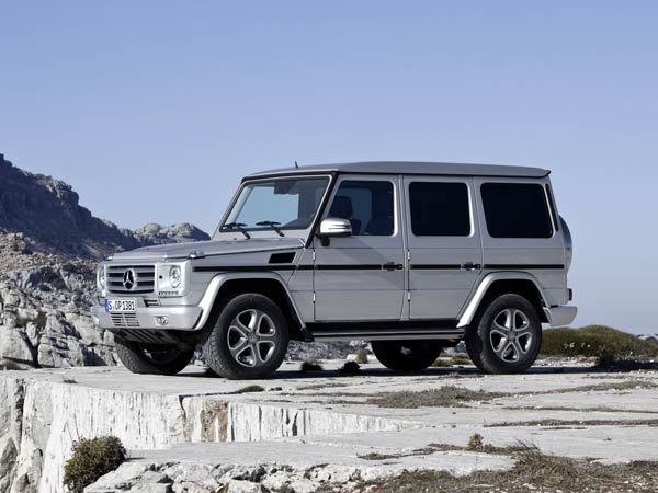 8. मर्सडीज-बेंज जी-क्लास: 