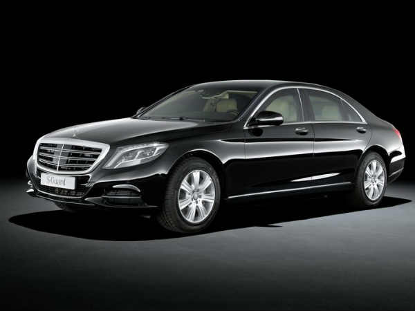 मर्सडीज बेंज एस गार्ड, कीमत 8.9 करोड़ रूपये 