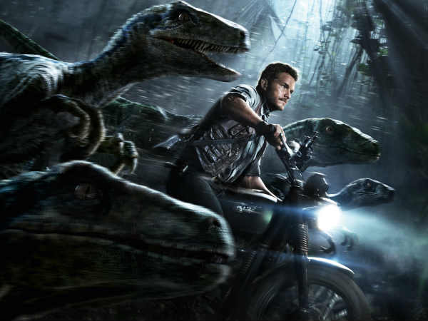 मोटरसाइकिल से फर्राटा