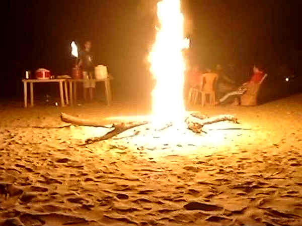 कैम्‍प फायर 