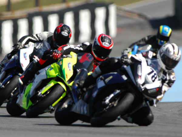 प्रतियोगिता की भावना: 