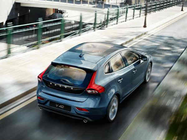 Volvo V40 launched in India
