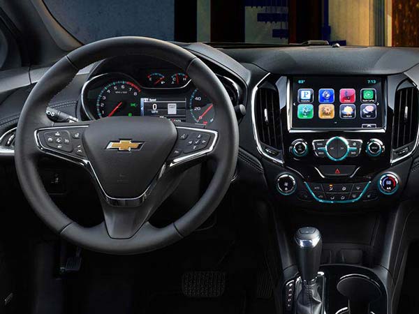 शेवरले क्रूज का इंटीरियर 
