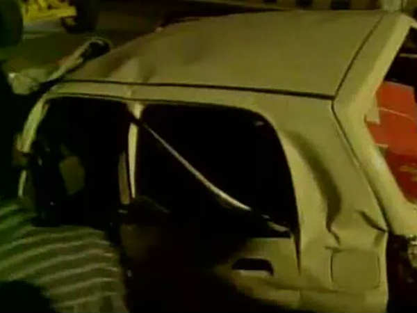 हेमा मालिनी रोड़ एक्‍सीडेंट • तो ये है हादसे का कारण 