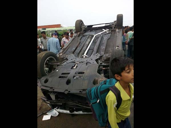 ह्युंडई क्रेटा हुई भीषण हादसे का शिकार 