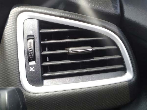 मारूति ने पेश कर दी अपनी बहु प्रतिक्षीत कार एस-क्रॉस 