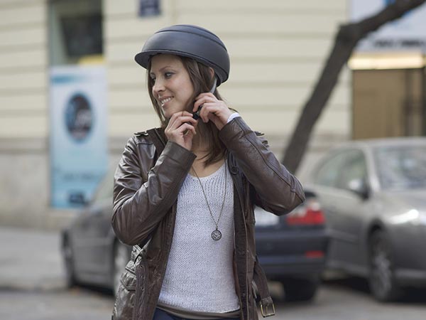 अनोखा हेल्‍मेट, जिसे आप अपने बैग में भी रख सकते हैं 