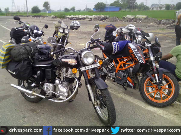 टूरिस्‍टों के लिये दिल्‍ली में मिलेगी किराये पर बाइक