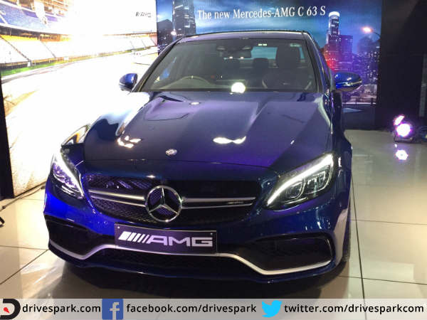 मर्सडीज ने लॉन्‍च किया एएमजी सी63, कीमत 1.30 करोड़ रूपये 