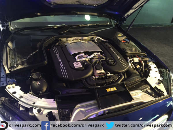 मर्सडीज ने लॉन्‍च किया एएमजी सी63, कीमत 1.30 करोड़ रूपये 