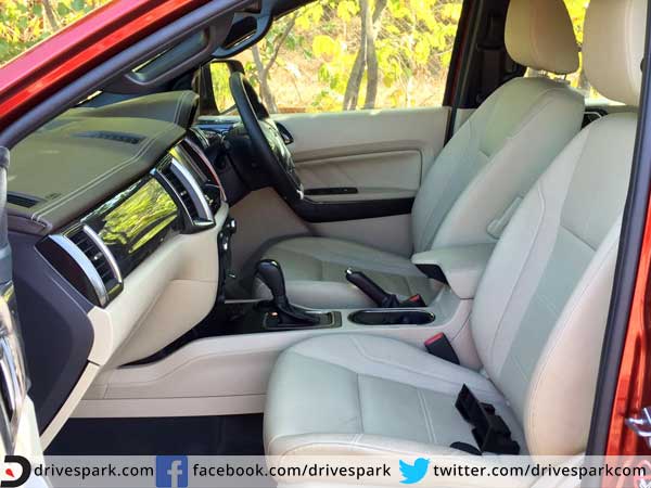 Live Pics from grand launching of Ford Endeavour 