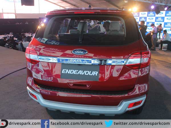 Live Pics from grand launching of Ford Endeavour 
