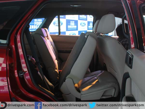 Live Pics from grand launching of Ford Endeavour 