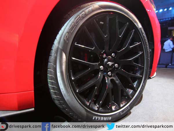 तस्वीरों में देखें फोर्ड इंडिया की सबसे लोकप्रिय कार मस्टैंग