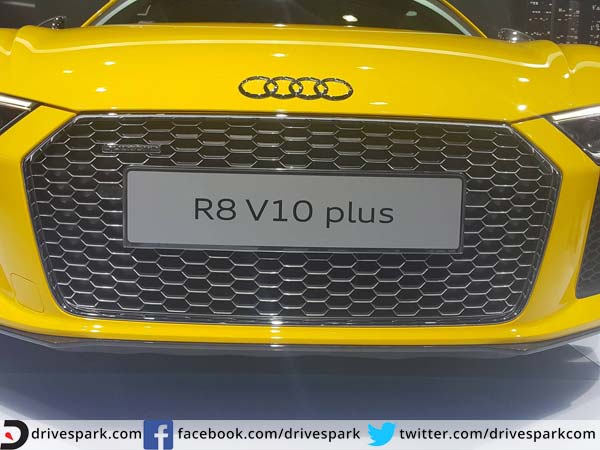 टॉप स्पीड 330 किलोमीटर