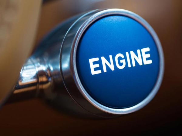 बुगाटी चिरोन : दुनिया की सबसे तेज रफ्तार कार, कीमत 12 करोड़, रफ्तार 420 किमी प्रति घंटा !