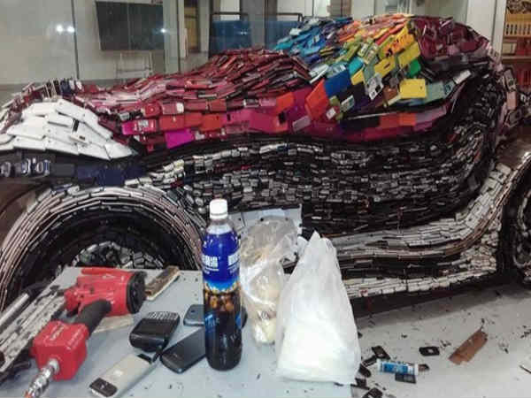 SHOCKING : इस ताइवानी आर्टिस्‍ट ने मोबाइल फोन्‍स से बना दी कार, जानिए कैसे