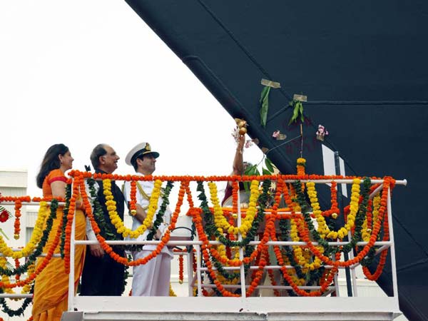 तैयार किए जा रहे हैं चार जंगी जहाज