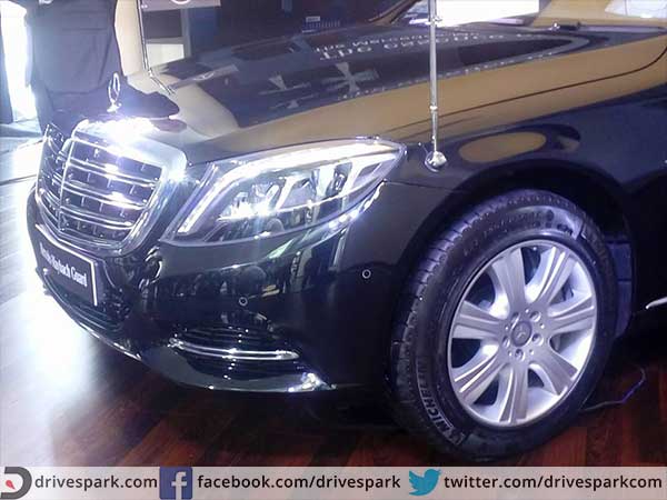 मर्सिडीज मेबैक एस600 गार्ड : भारत में मर्सिडीज की इस सबसे प्रीमियम लग्‍जरी कार पर बम तक का हमला रहेगा बेअसर! 