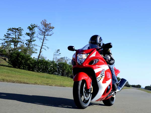 सुुजुकी हायाबूसा : भारत में बनने वाली यह पहली सुपरबाइक 2 लाख से रुपये से भी होगी सस्ती !