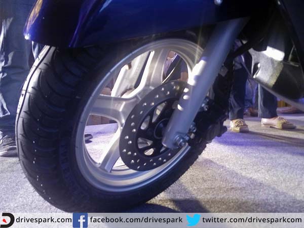 सुजुकी एक्‍सेस 125 सीसी स्‍कूटर का 2016 फेसलिफ्ट वर्जन हुआ लॉन्‍च, कीमत 53,887 रुपये