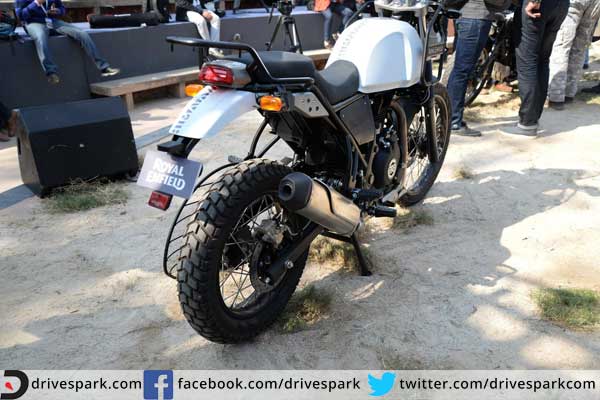 Royal Enfield Himalayan : दमदार इंजन आॅर सॉलिड फीचर्स वाली असली 'एडवेंचर टुअरर' बुलेट भारत में लॉन्च 