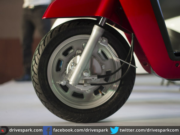 125cc सेगमेंट कम्पैरिजन रिव्यू : सुजुकी एक्सेस, होंडा एक्टिवा व महिंद्रा गस्टो में से जानिए बेस्ट