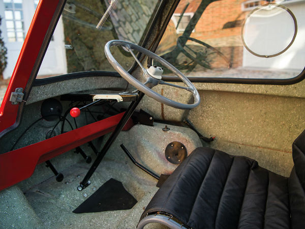 1 करोड़ 16 लाख में बिकी 1964 पील पी50