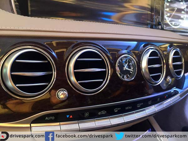 Mercedes S400 : मर्सिडीज बेंज ने भारत में लॉन्‍च की एस क्लास वैरिएंट कार, पुणे में कीमत 1.31 करोड़ 