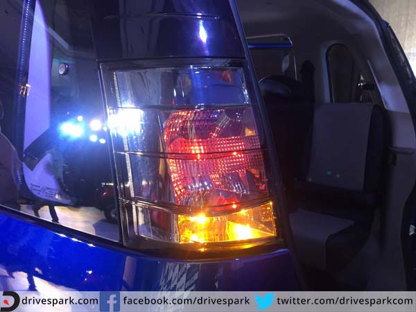 Mahindra NuvoSport : महिंद्रा ने लॉन्च की सबसे ज्यादा बूट स्पेस वाली नई एसयूवी, जानें इसके बारे में 