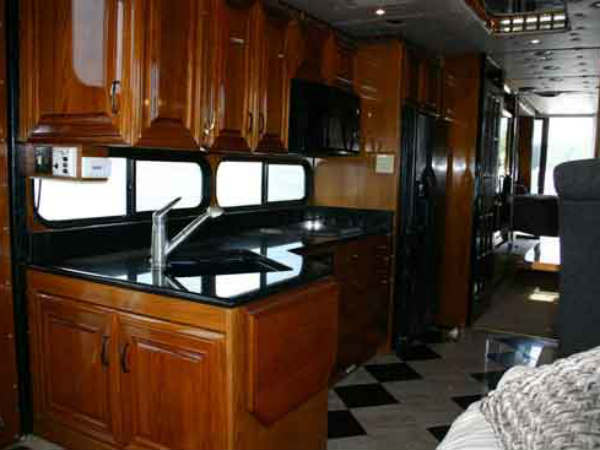 ये है बनाने वाली कंपनी ये है बनाने वाली कंपनी